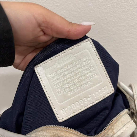 <3SOLD<3 - Picture 3 of 4